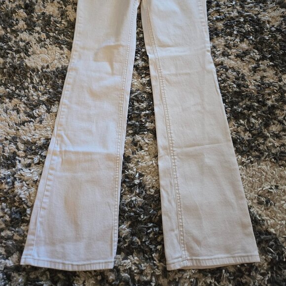 Nevada Brand Low Rise White Denim Bootcut Jeans - 29W x 33L (EUC) - Picture 2 of 5